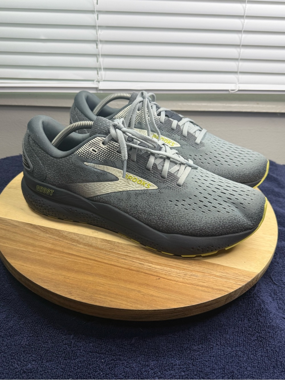 Brooks Ghost 16 (Men’s 11.5)